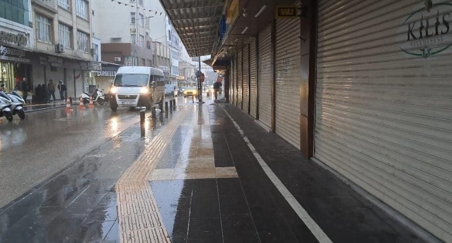 Kilis'te Sabah Saatlerinde Sağanak Yağış Etkili Oldu