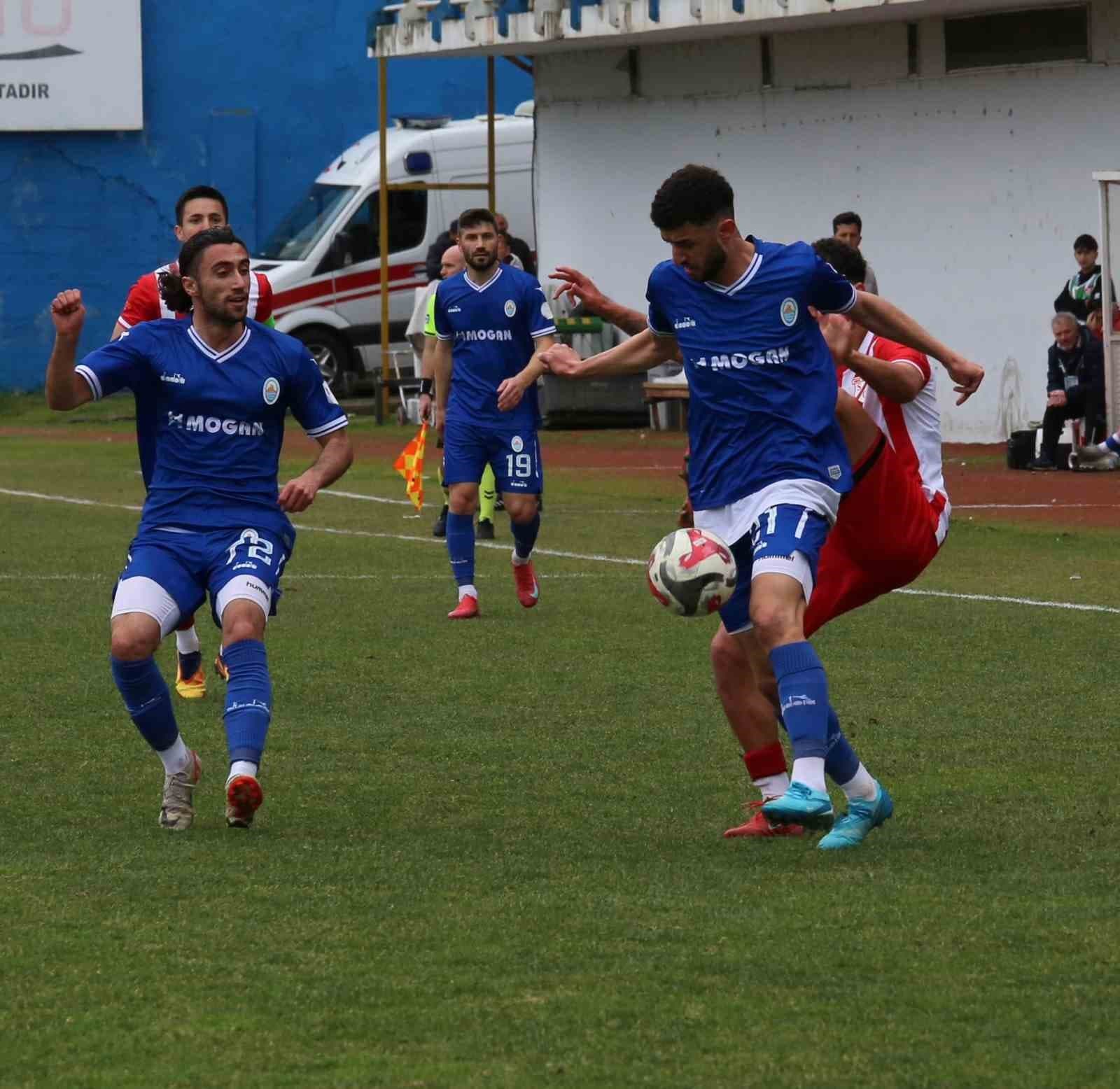TFF 3. Lig: Pazarspor ve Sebat Gençlikspor 0-0 Berabere Kaldı