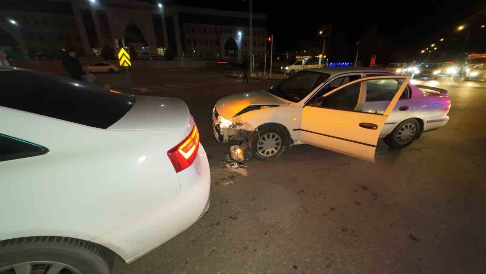 Karaman'da Trafik Kazası: 1 Kişi Yaralandı