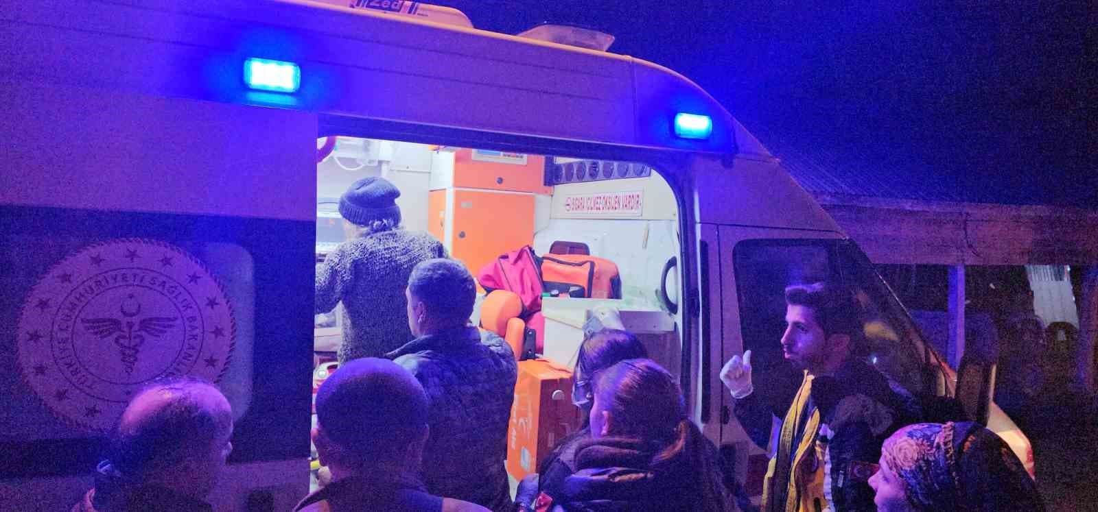 İçgüdüleriyle kaybolan yaşlı kadını ormanda buldu