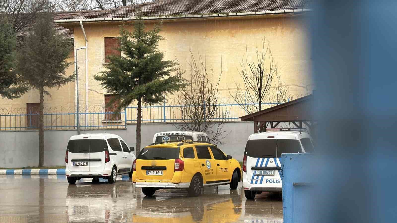 Tokat'ta Takside Kaçak Göçmen Yakalandı