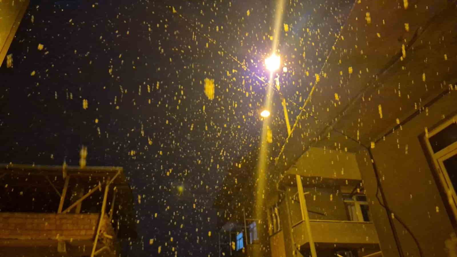 Tekirdağ’da Kar Yağışı Görsel Şölen Yarattı