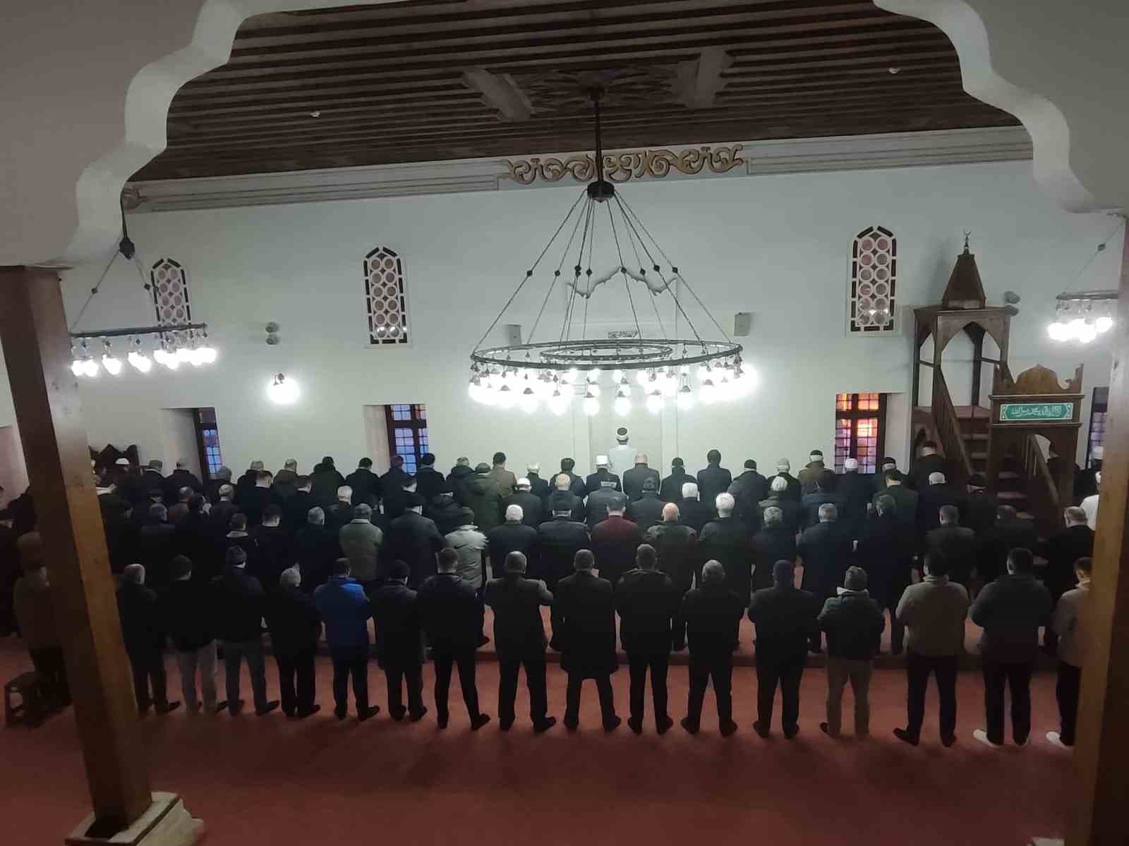 Edirne'de Berat Kandili Coşkuyla Kutlandı