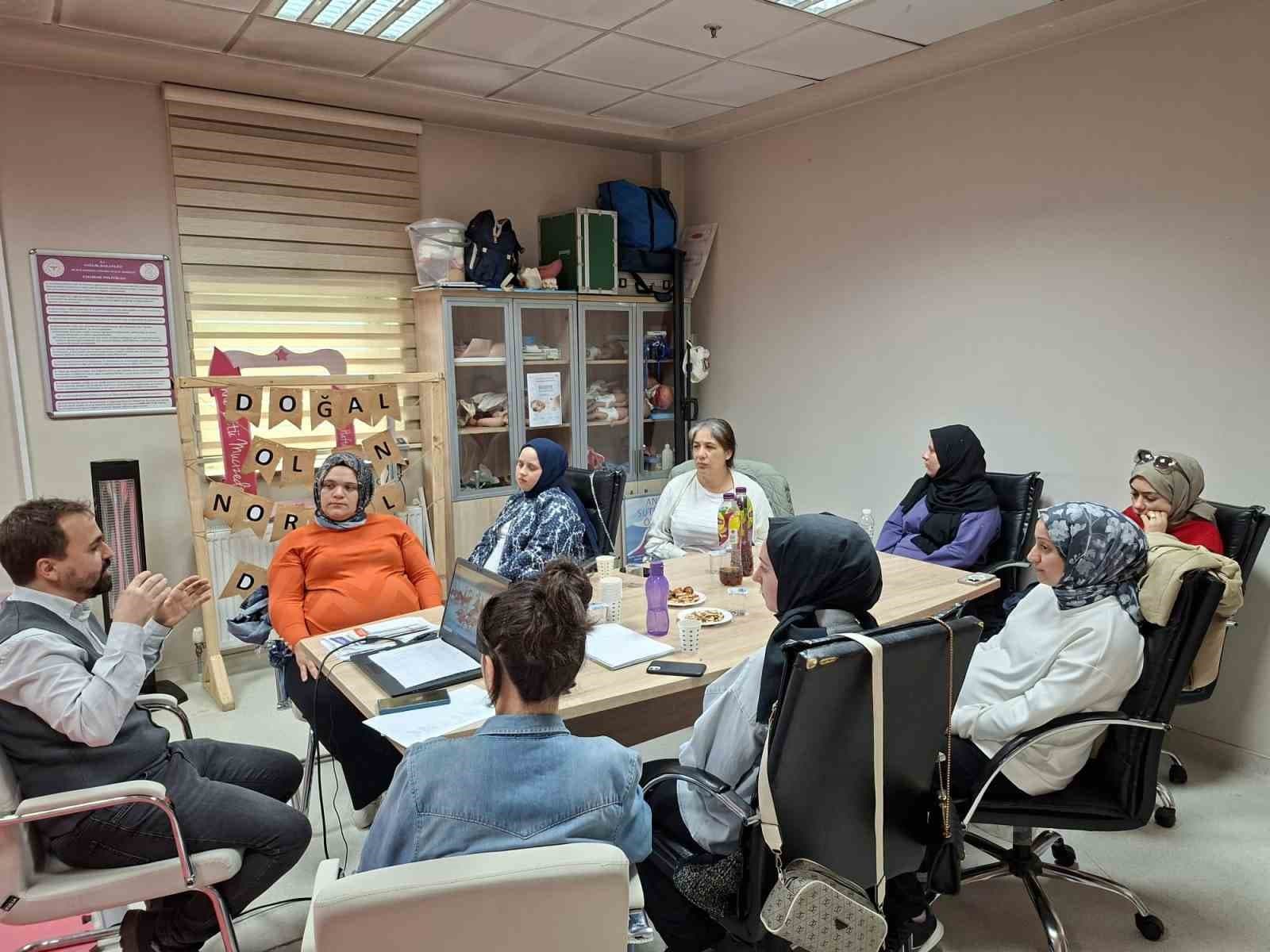 Normal Doğumun Önemi Vurgulandı