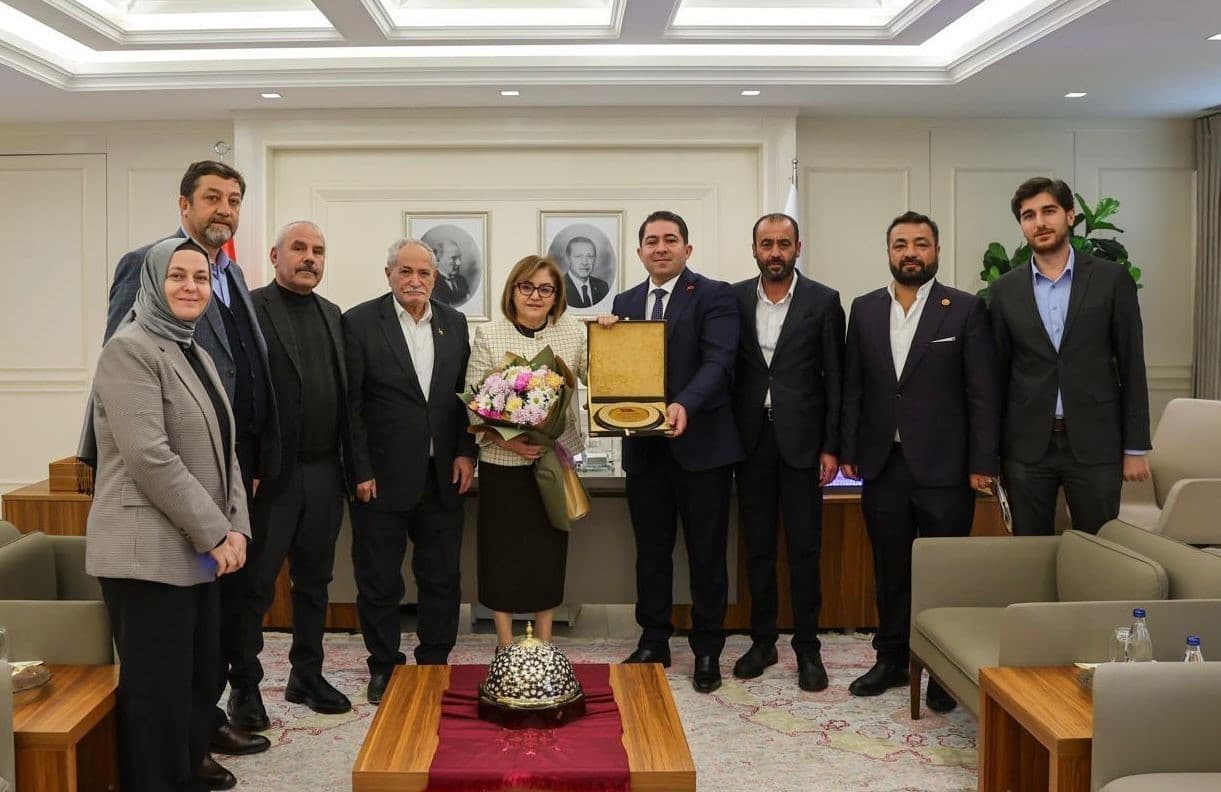 Genç Başkan Muhtarlar Derneği'ni Kurdu