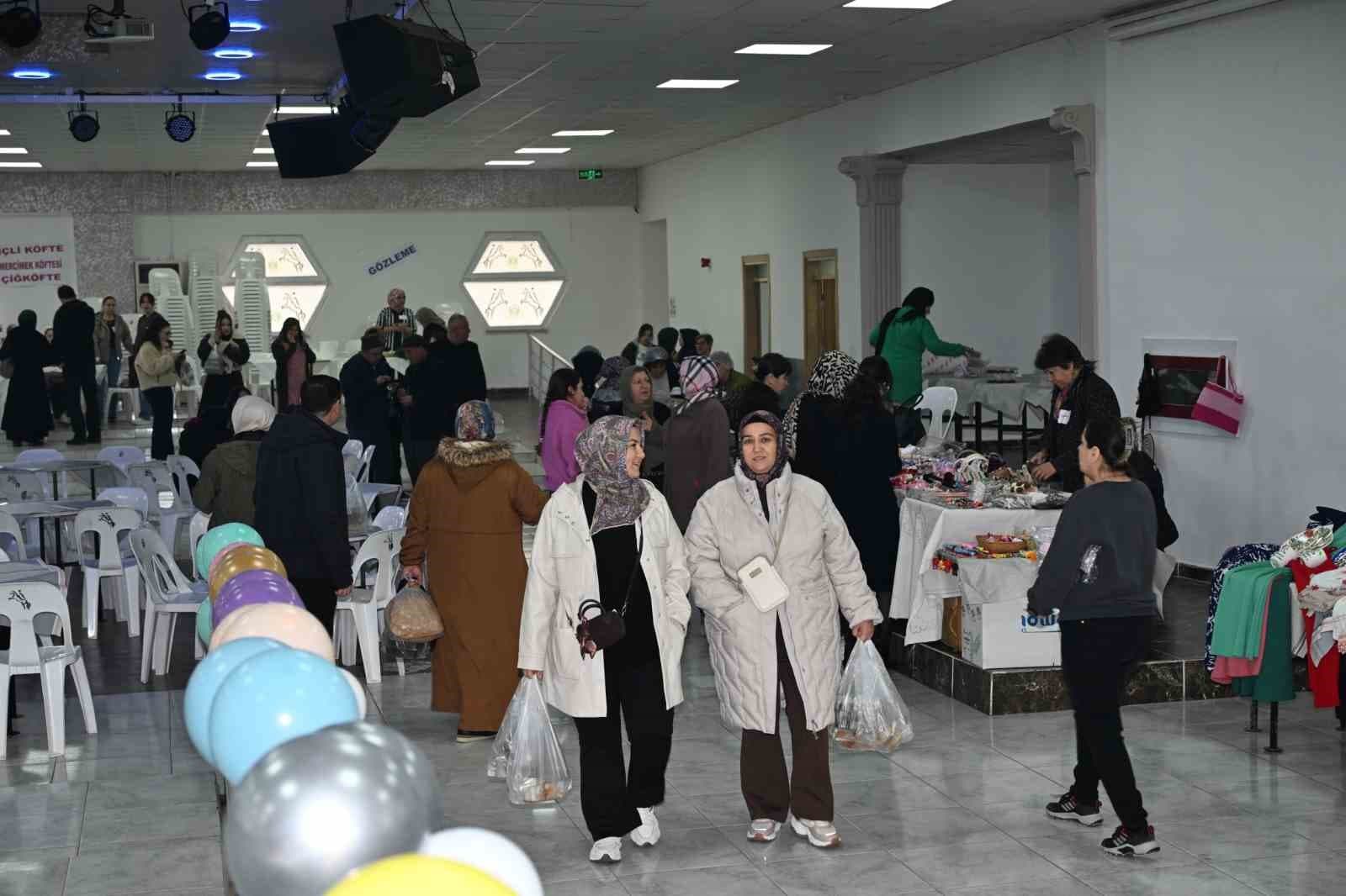 Demirci'de minik Kerem için yardım etkinliği düzenlendi