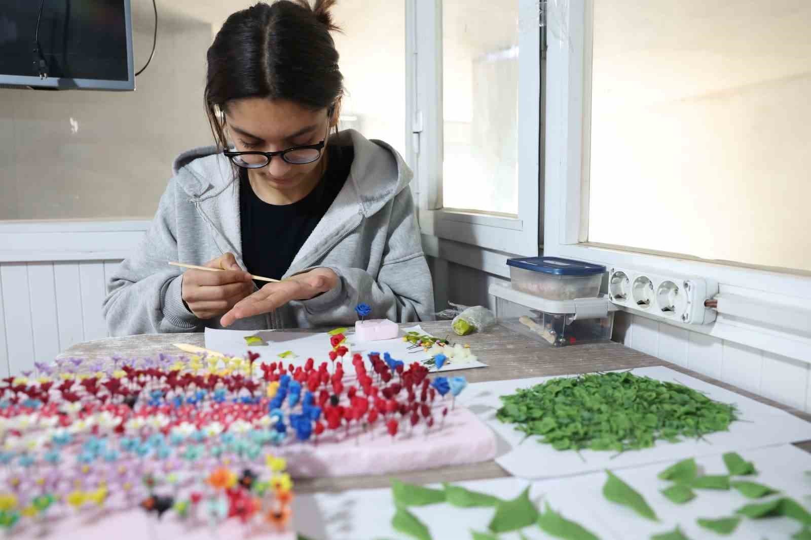 Kültür ve Sanat Evleri gençleri üretime yönlendiriyor