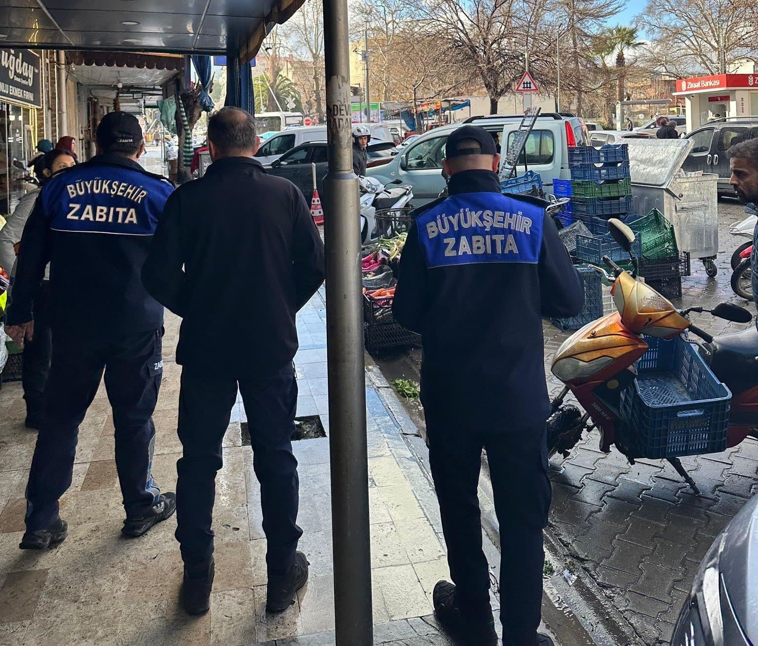 Manisa Büyükşehir Belediyesi Salihli'de Kaldırım Denetimlerine Devam Ediyor