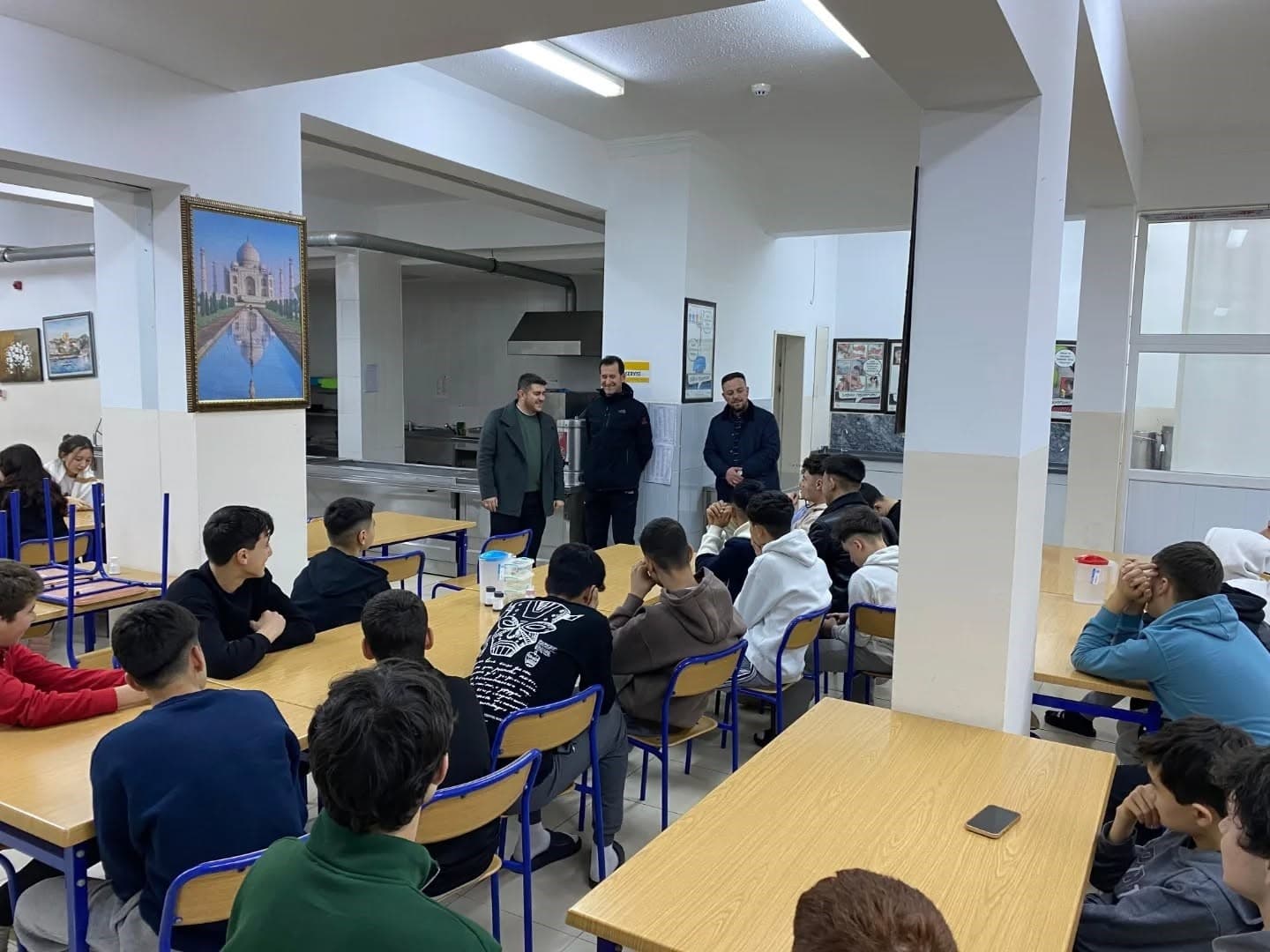 Öğrencilere Anlamlı Berat Kandili Programı Düzenlendi