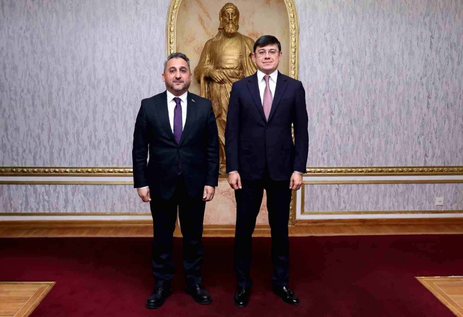 Bakü'de önemli görüşme gerçekleşti