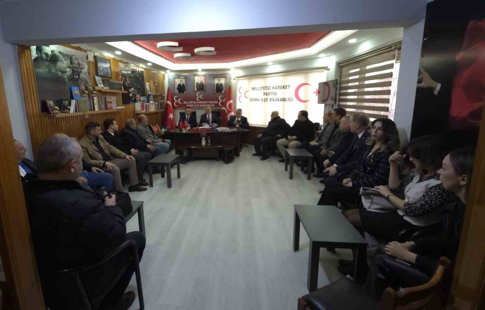 MHP'li Erkan Akçay: 'CHP'nin durumu cinnet haline geldi'