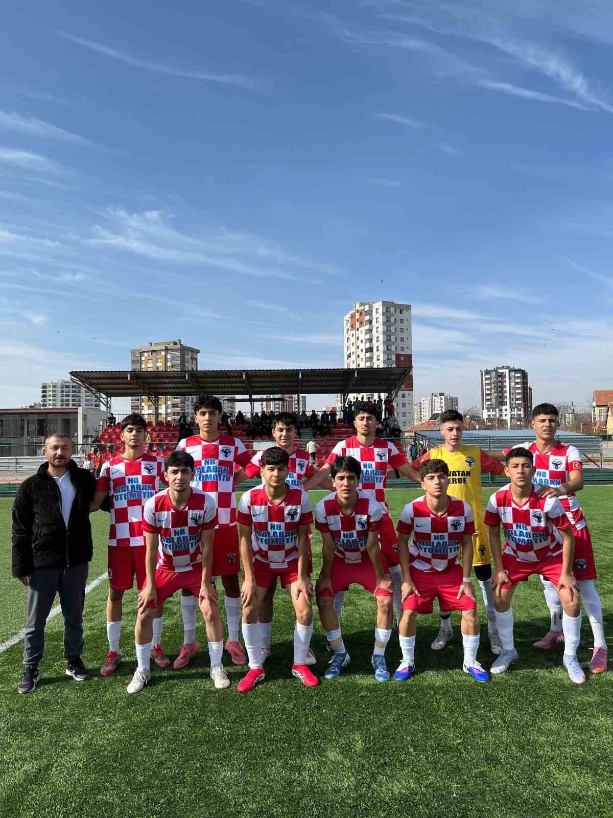 Sungur Futbol Kulübü Ligde Kalmayı Başardı