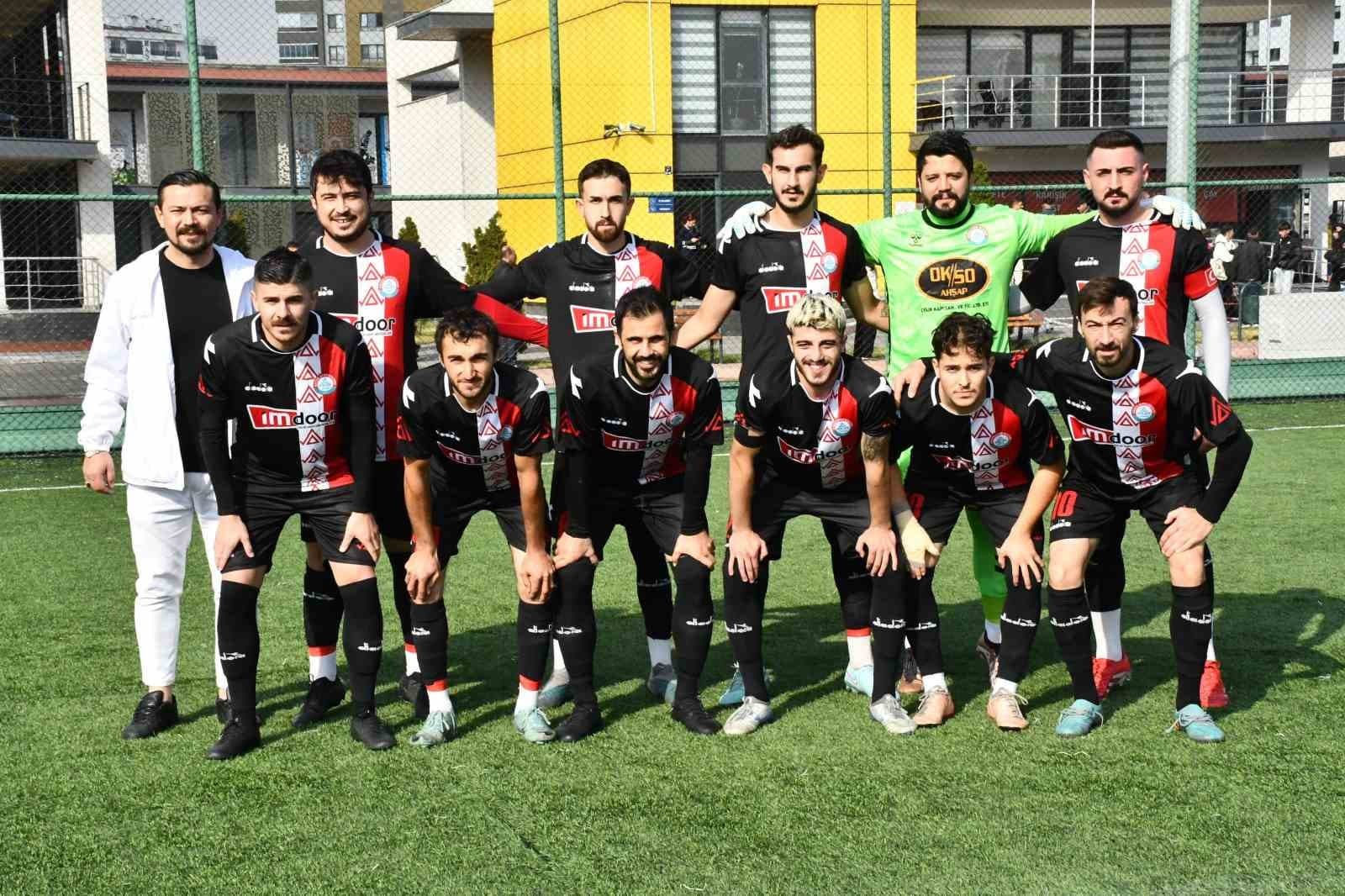 Döğerspor, zirve mücadelesinde 2 puan kaybetti