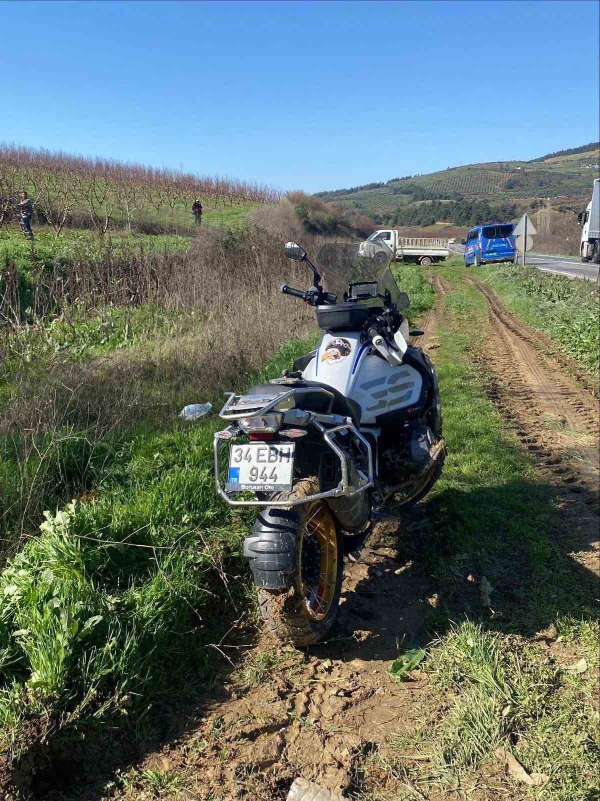 Bilecik'te kontrolden çıkan motosiklet devrildi, 1 kişi yaralandı