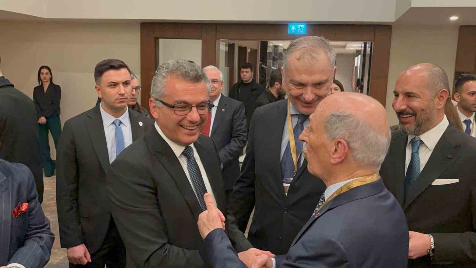 KKTC Cumhurbaşkanı Tufan Erhürman, Rum liderliğinin Kıbrıslı Türklerle zenginlikleri paylaşmak istemediğini belirtti