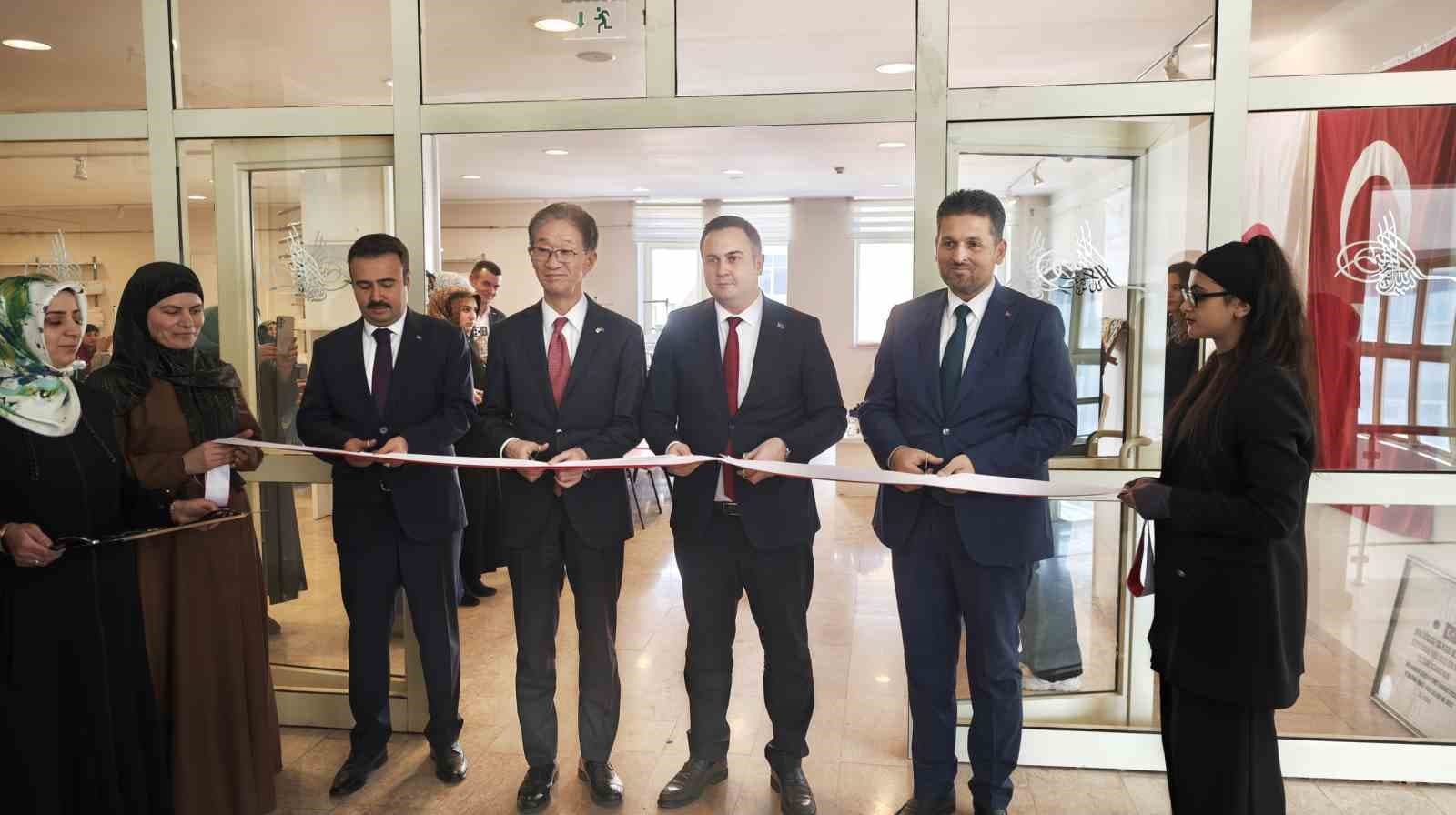 Japonya Büyükelçiliği, Ahlat'ta Kadın İstihdamını Destekliyor