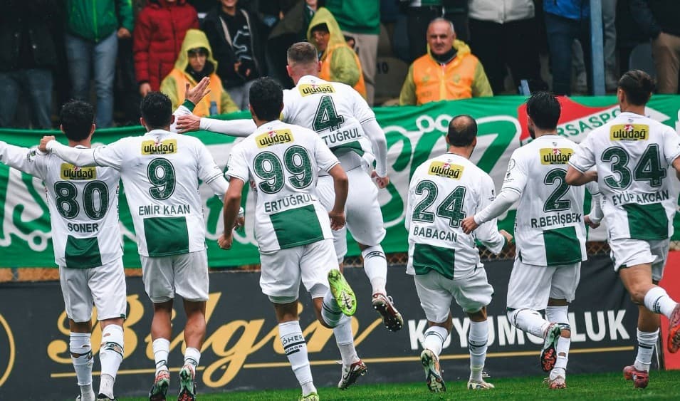 Bursaspor, Zirveye Yeniden Yükseldi