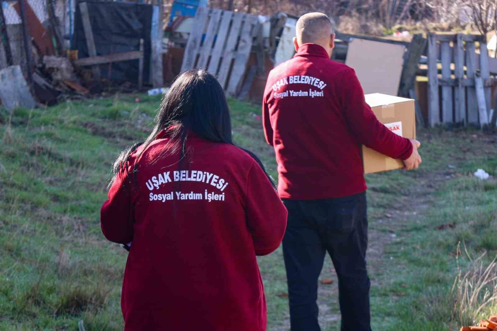 Uşak Belediyesi, Ramazan Boyunca İhtiyaç Sahibi Ailelere Destek Sağlıyor