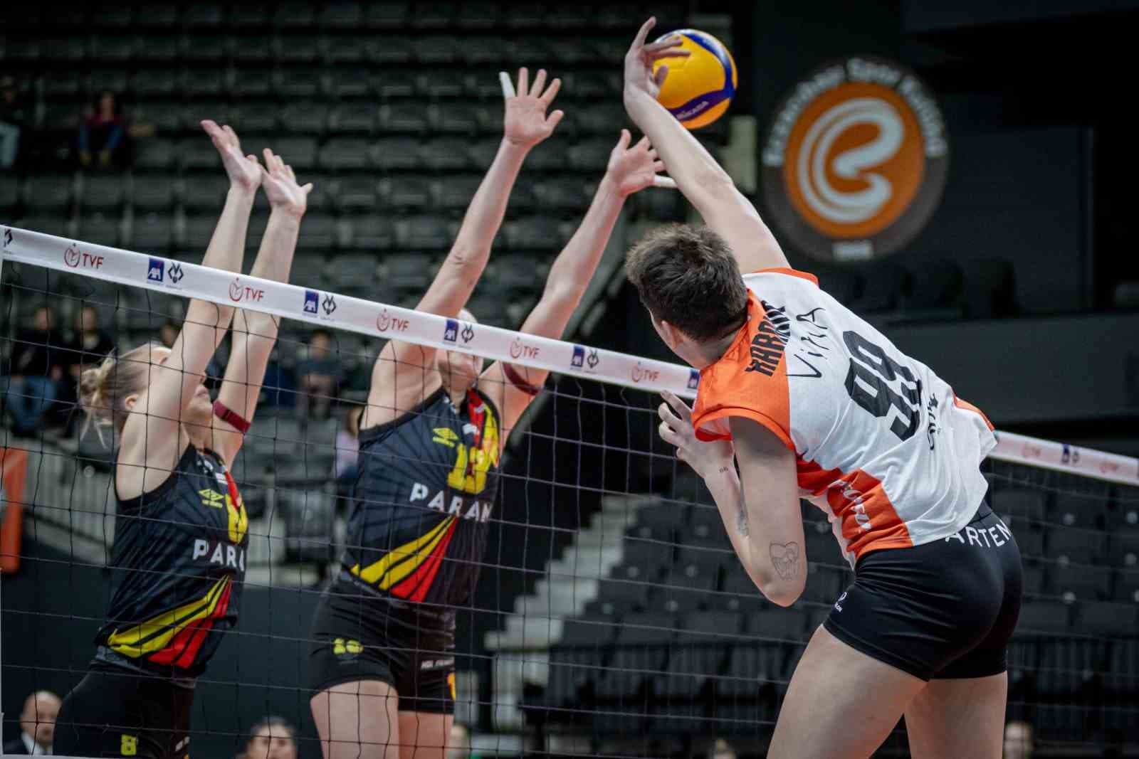 Eczacıbaşı Dynavit, Kupa Volley’de yarı finalde