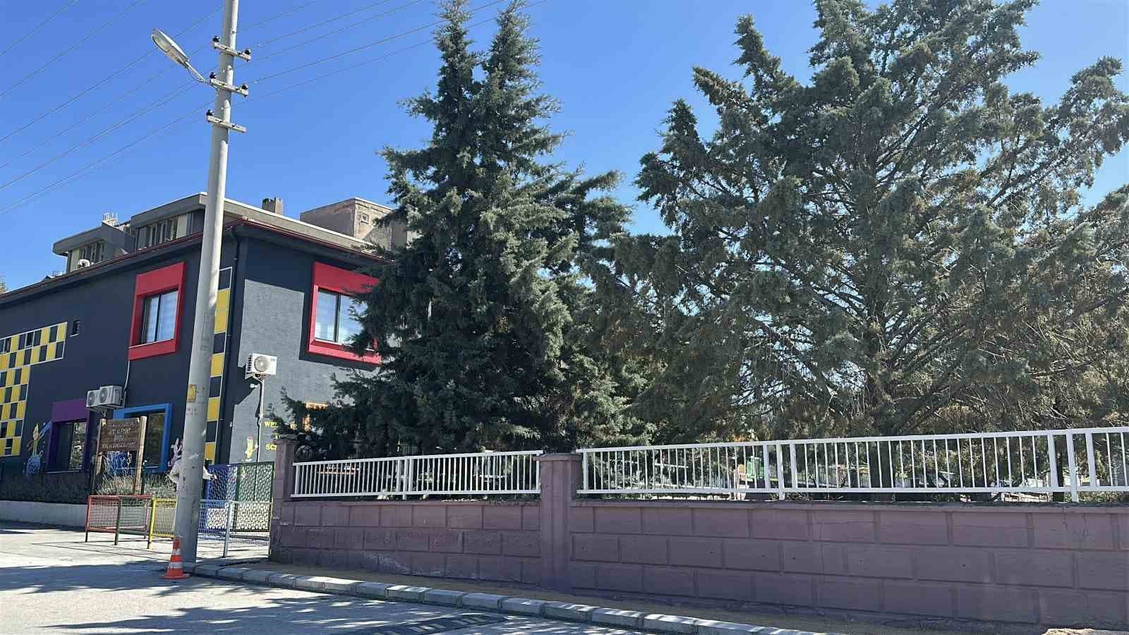 Burdur Belediyesine ait kreşte yemek sonrası çocuklarda kusma ve bulantı şikayeti