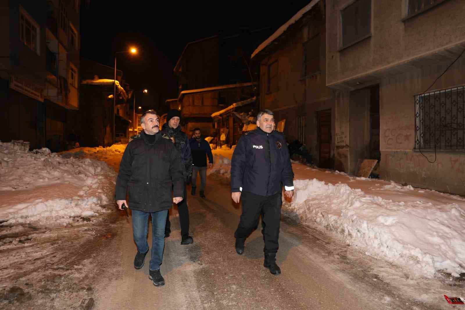 Polisten "Narko Alan" operasyonu