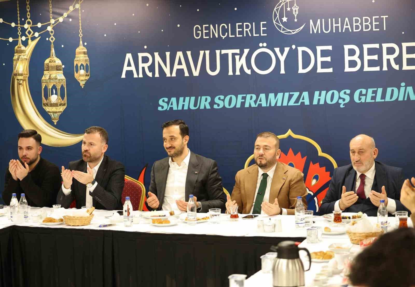 Arnavutköy’de Ramazan coşkusuna AK Parti İstanbul İl Başkanı Abdullah Özdemir eşlik etti
