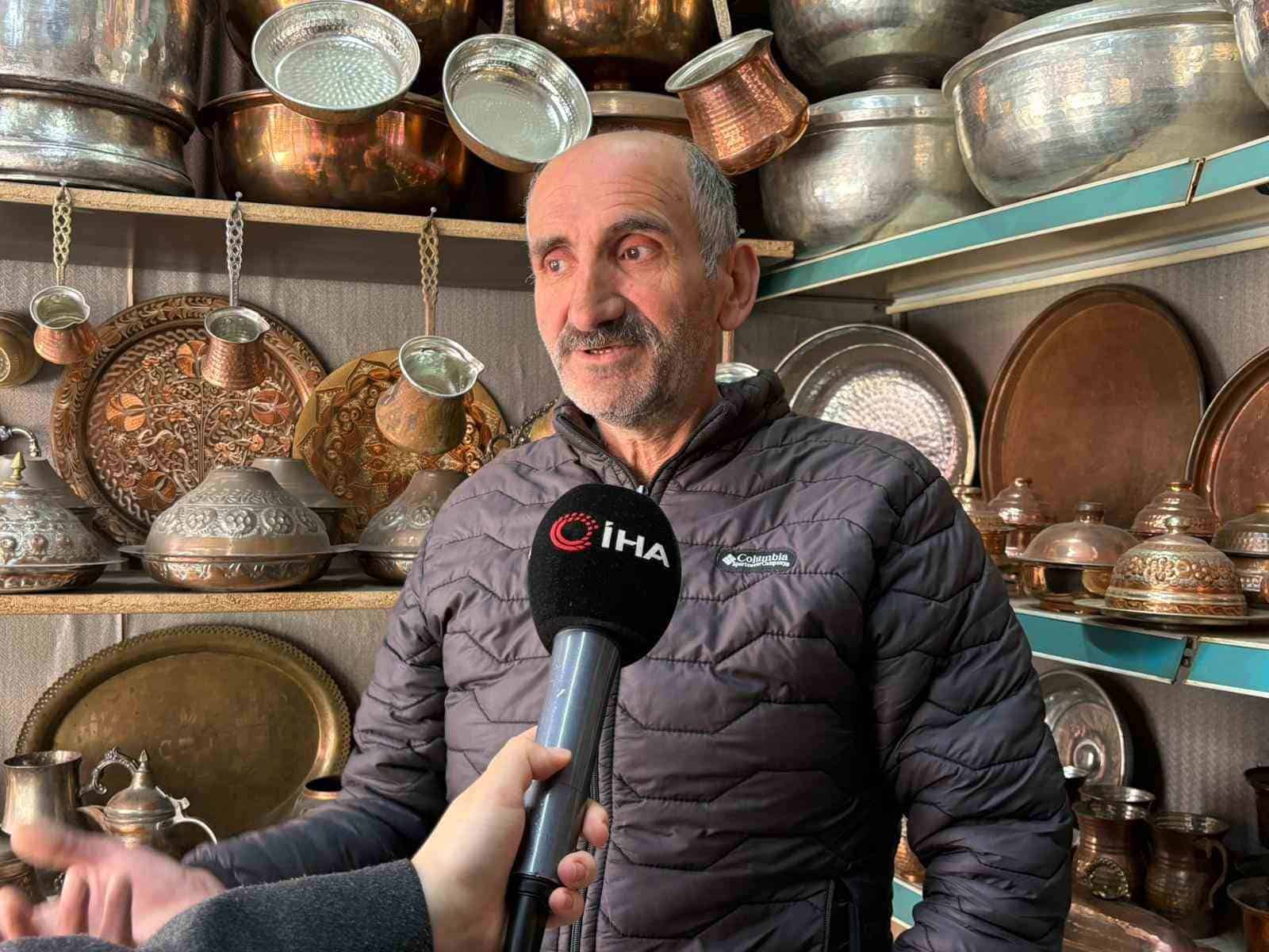 Başkent’in son bakır ustalarından Aytekin Küçük: "Bakıra talep çok ama yetişecek çırak yok"