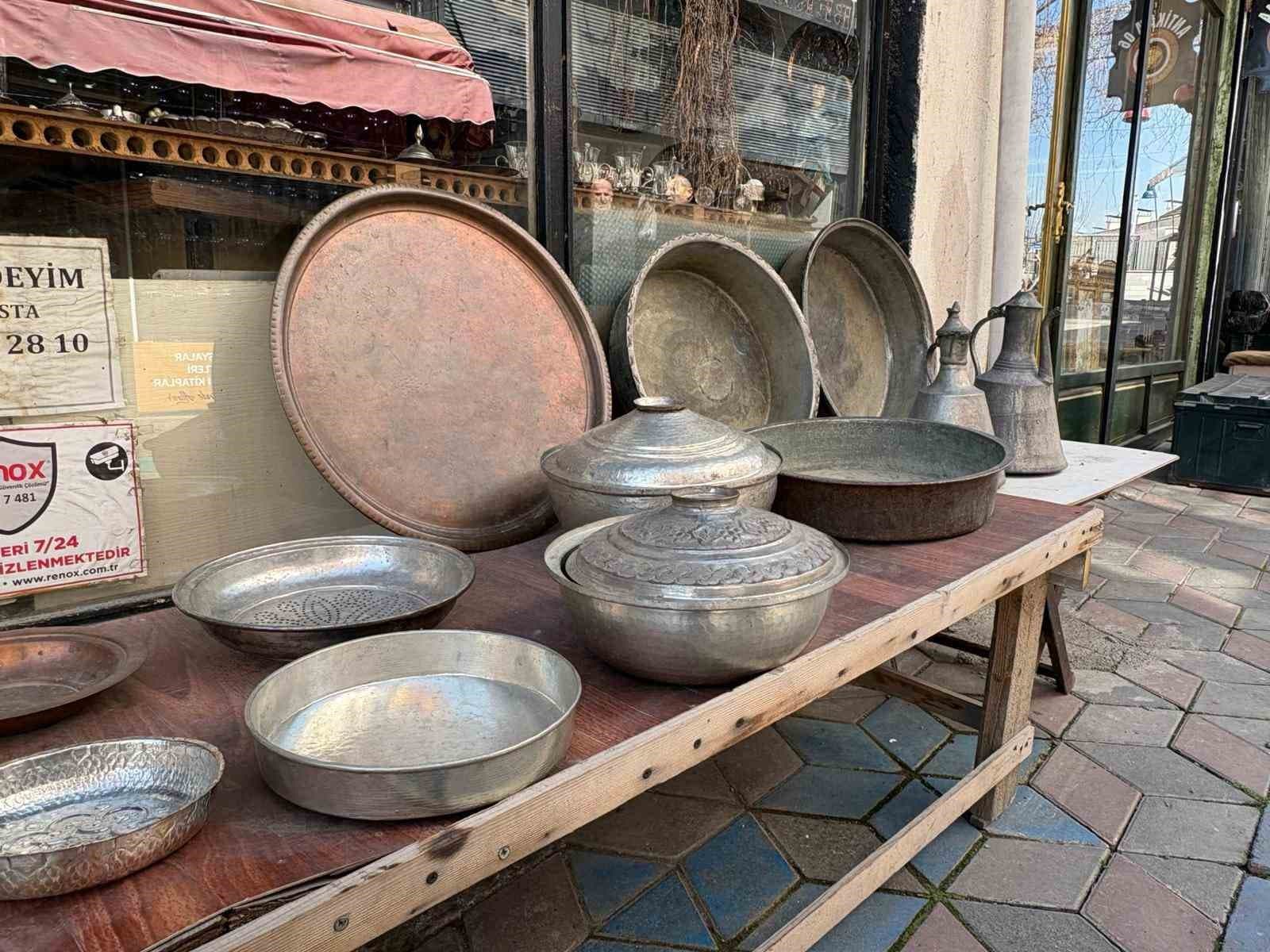 Başkent’in son bakır ustalarından Aytekin Küçük: "Bakıra talep çok ama yetişecek çırak yok"