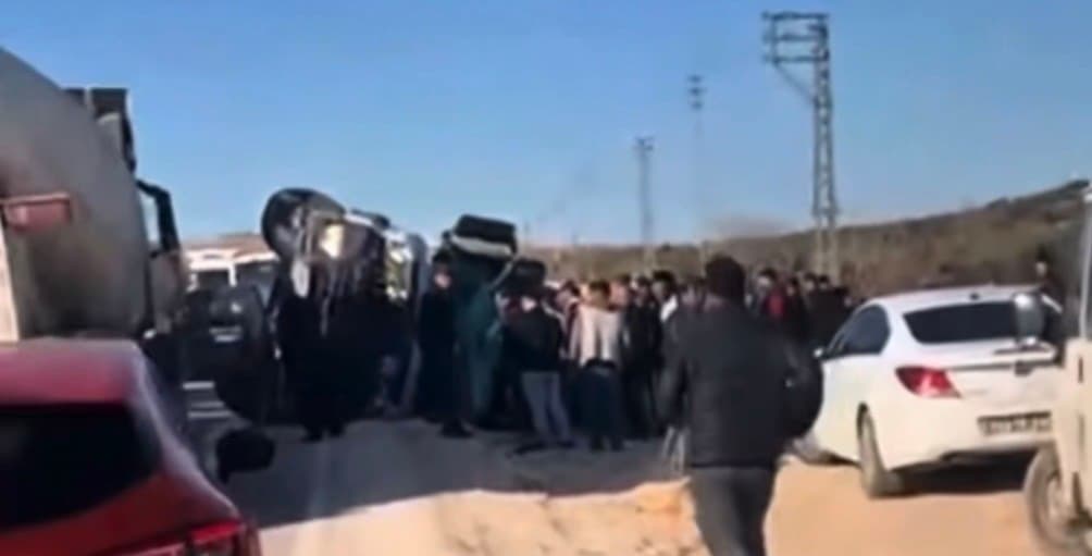 Devrilen beton mikserinin sürücüsü hayatını kaybetti