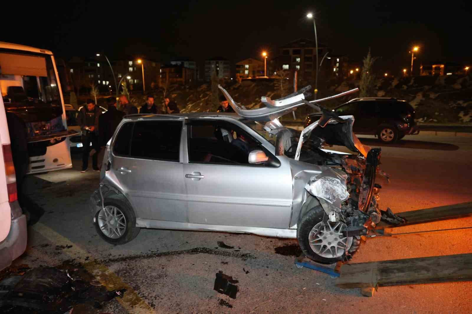 Önce kaza, sonra kavga ettiler: 2 yaralı