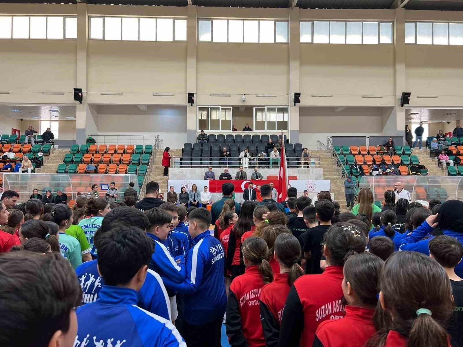 Hentbol Şampiyonası Aydın’ın ev sahipliğinde başladı