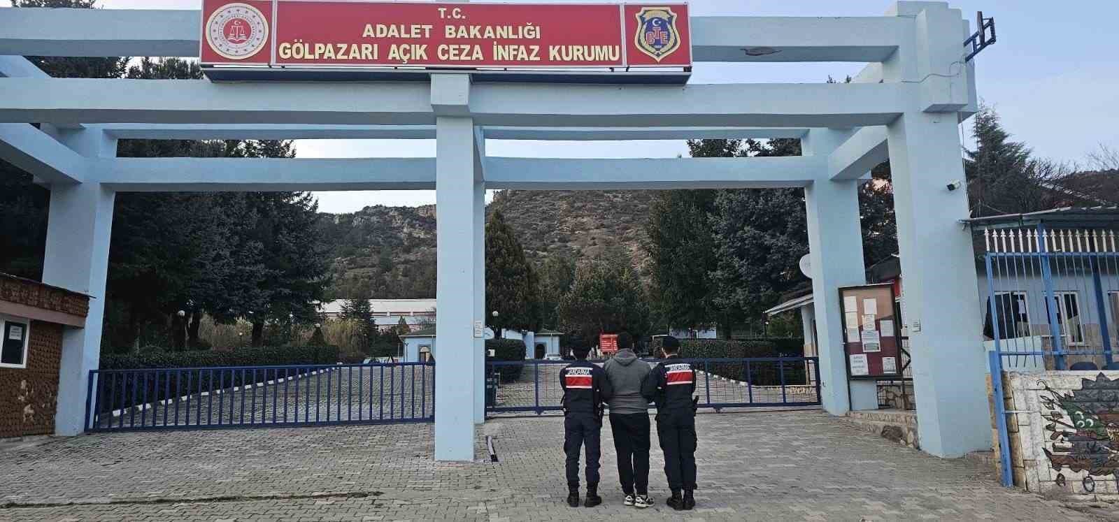 2 yıl 9 ay hapis cezası bulunan şahıs bedelli askerlik yaparken yakalandı