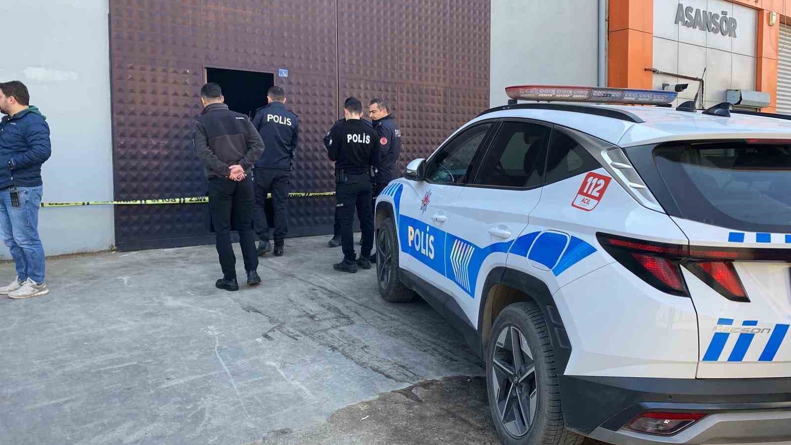 İki gün önce kiraladığı iş yerinde ölü bulundu