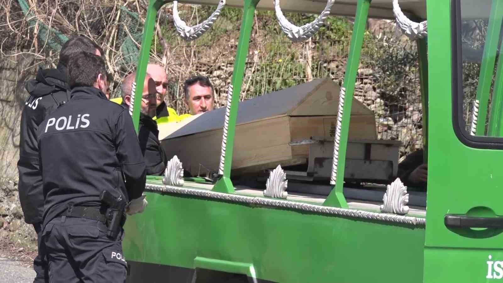 Beykoz’da motosiklet elektrik direğine çarptı: Üniversite öğrencisi hayatını kaybetti