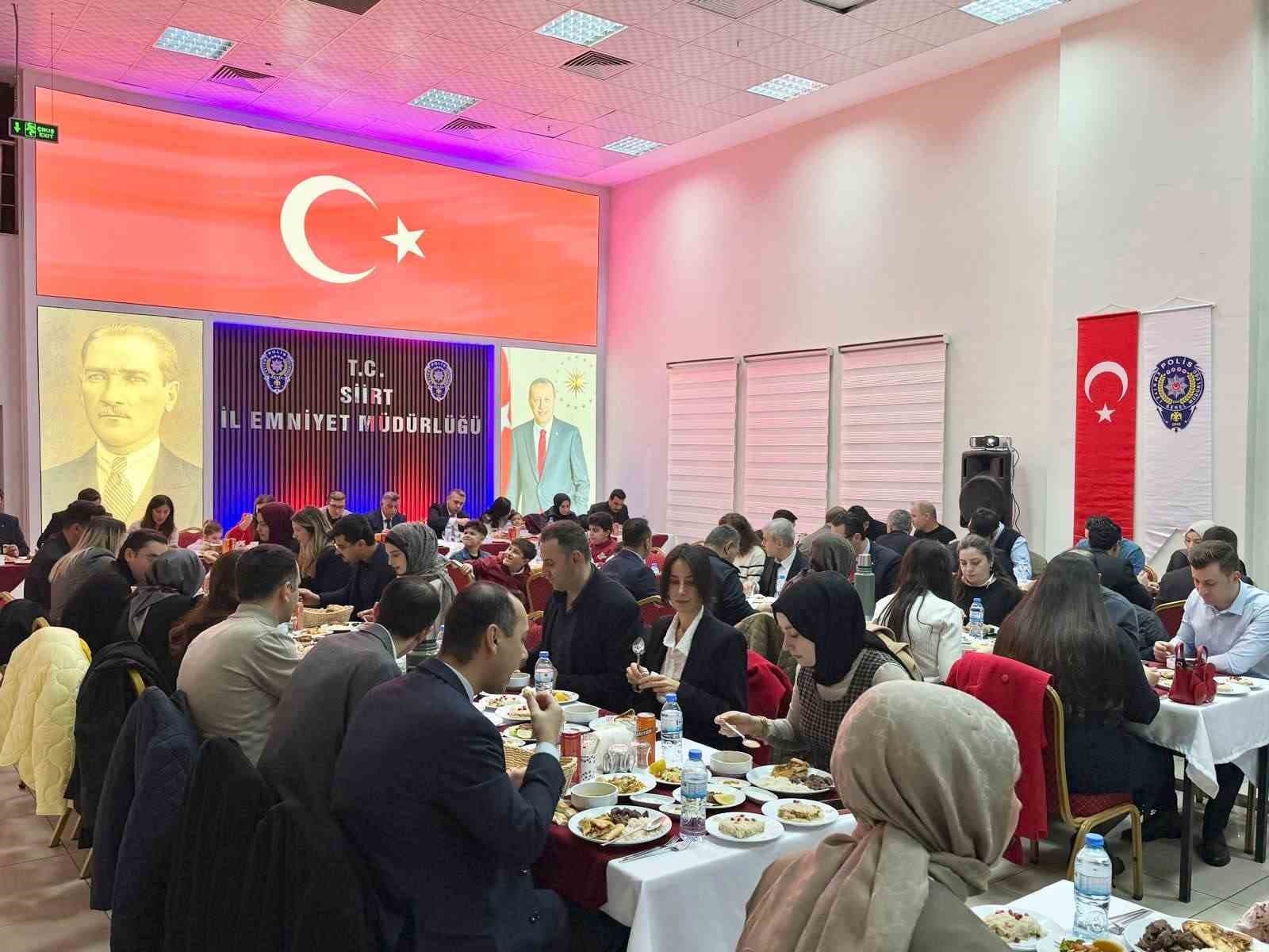 Siirt’te yargı ve emniyet mensupları iftarda buluştu