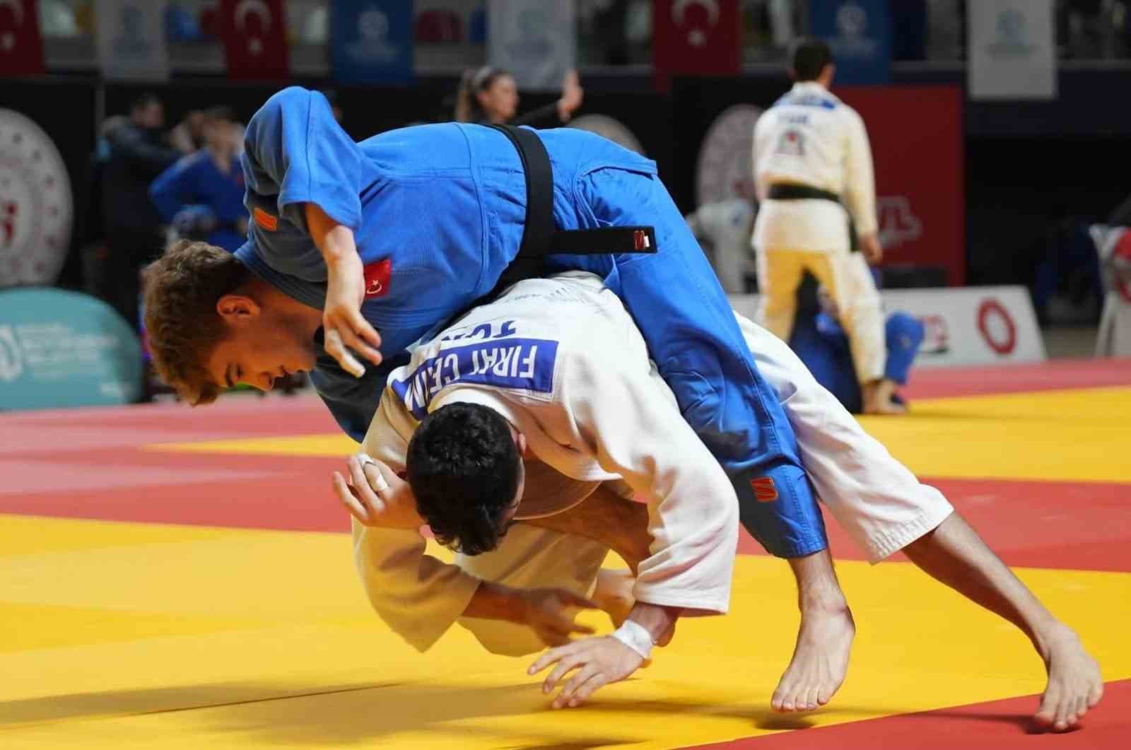 OMÜ’lü judocu, Türkiye üçüncüsü oldu