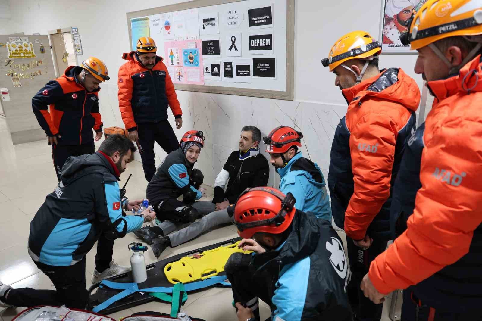 Elazığ’da okullarda deprem tatbikatı