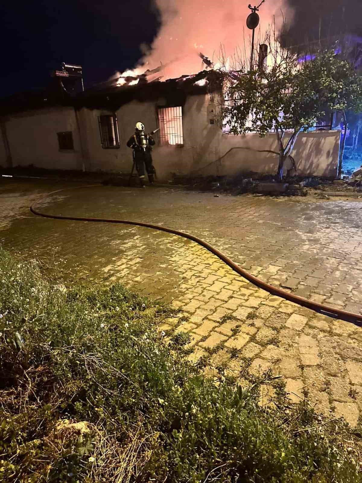 Aydın’da bir evde yangın çıktı