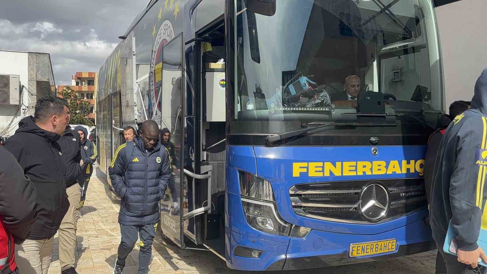 Fenerbahçe, maç günü Gaziantep’e geldi