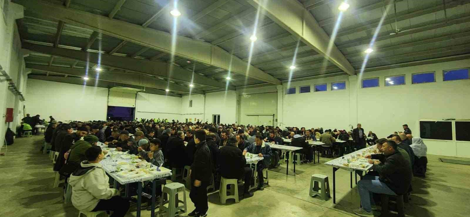 Milletvekili Hatipoğlu, Sarıcakaya’da vatandaşlarla bir araya geldi