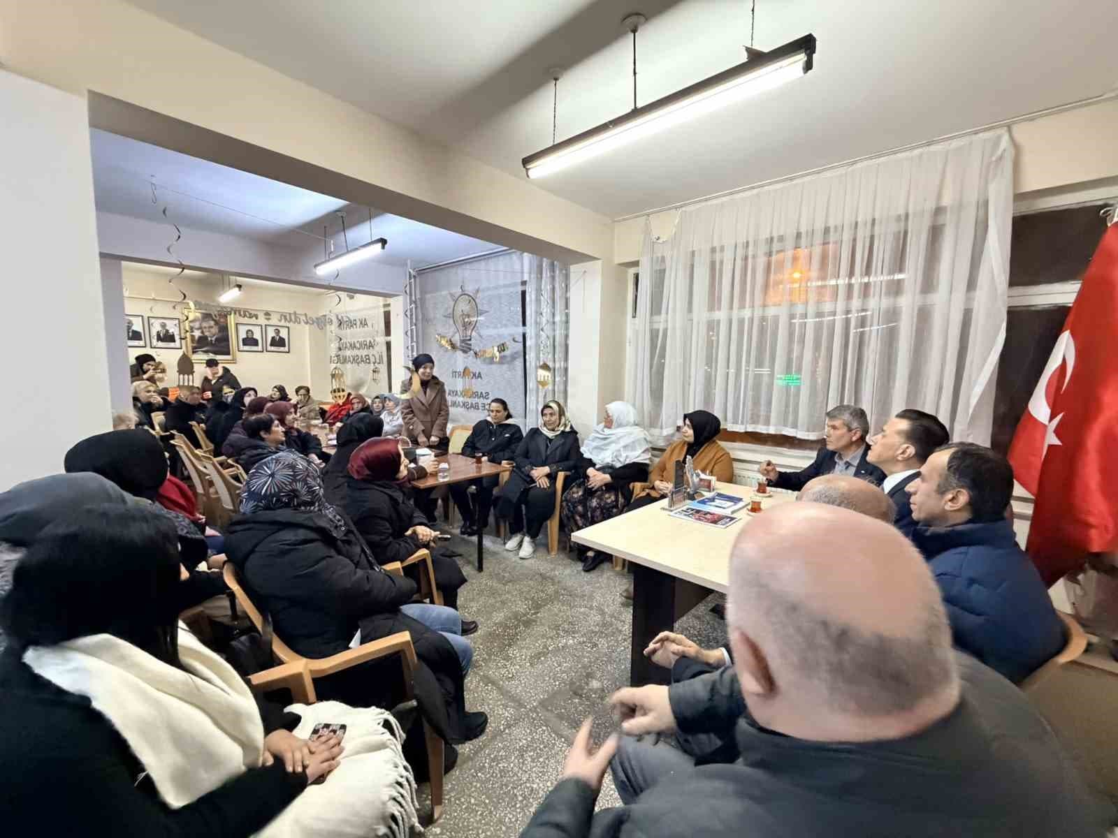 Milletvekili Hatipoğlu, Sarıcakaya’da vatandaşlarla bir araya geldi