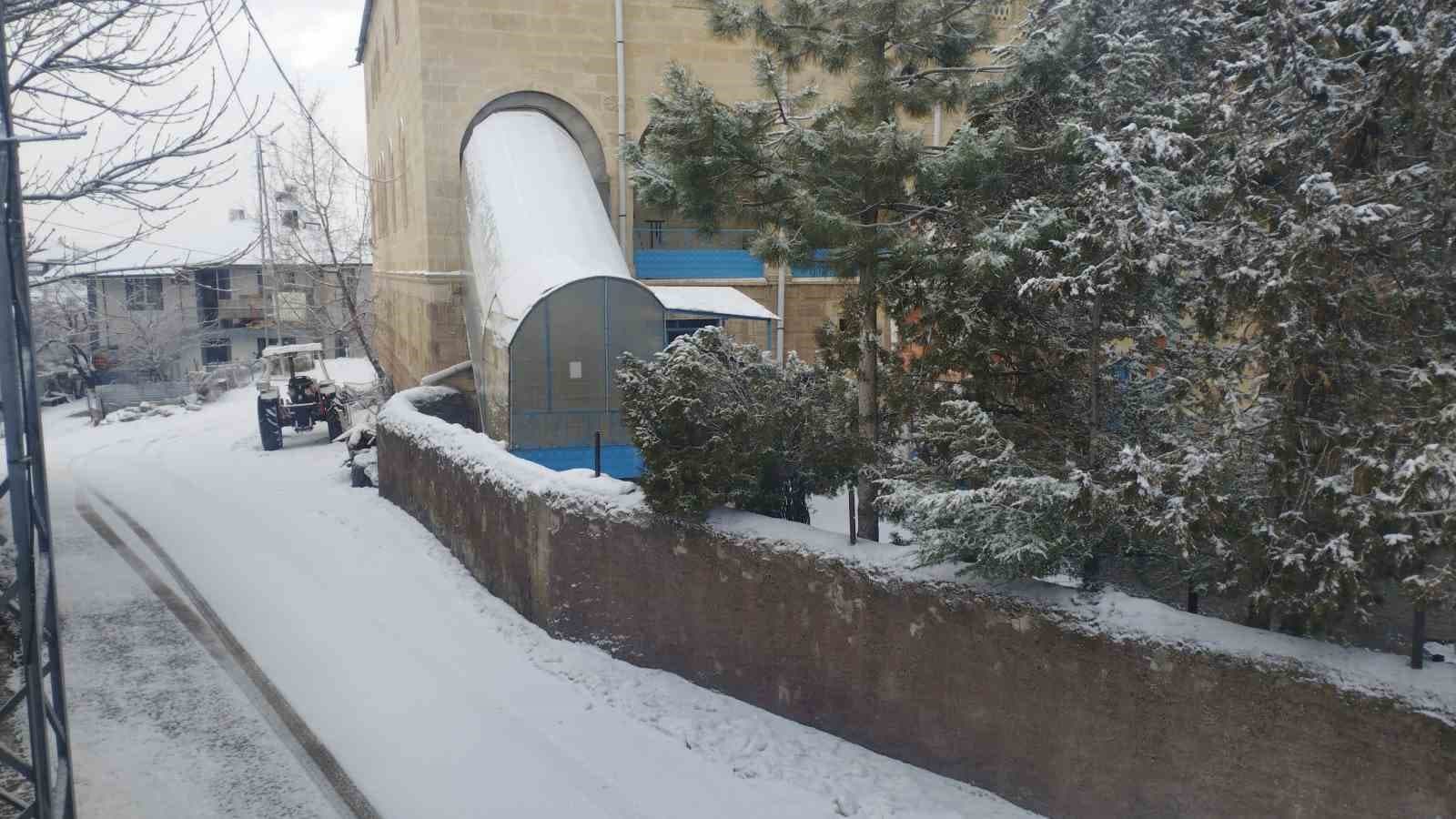 Adana’da kar sürprizi