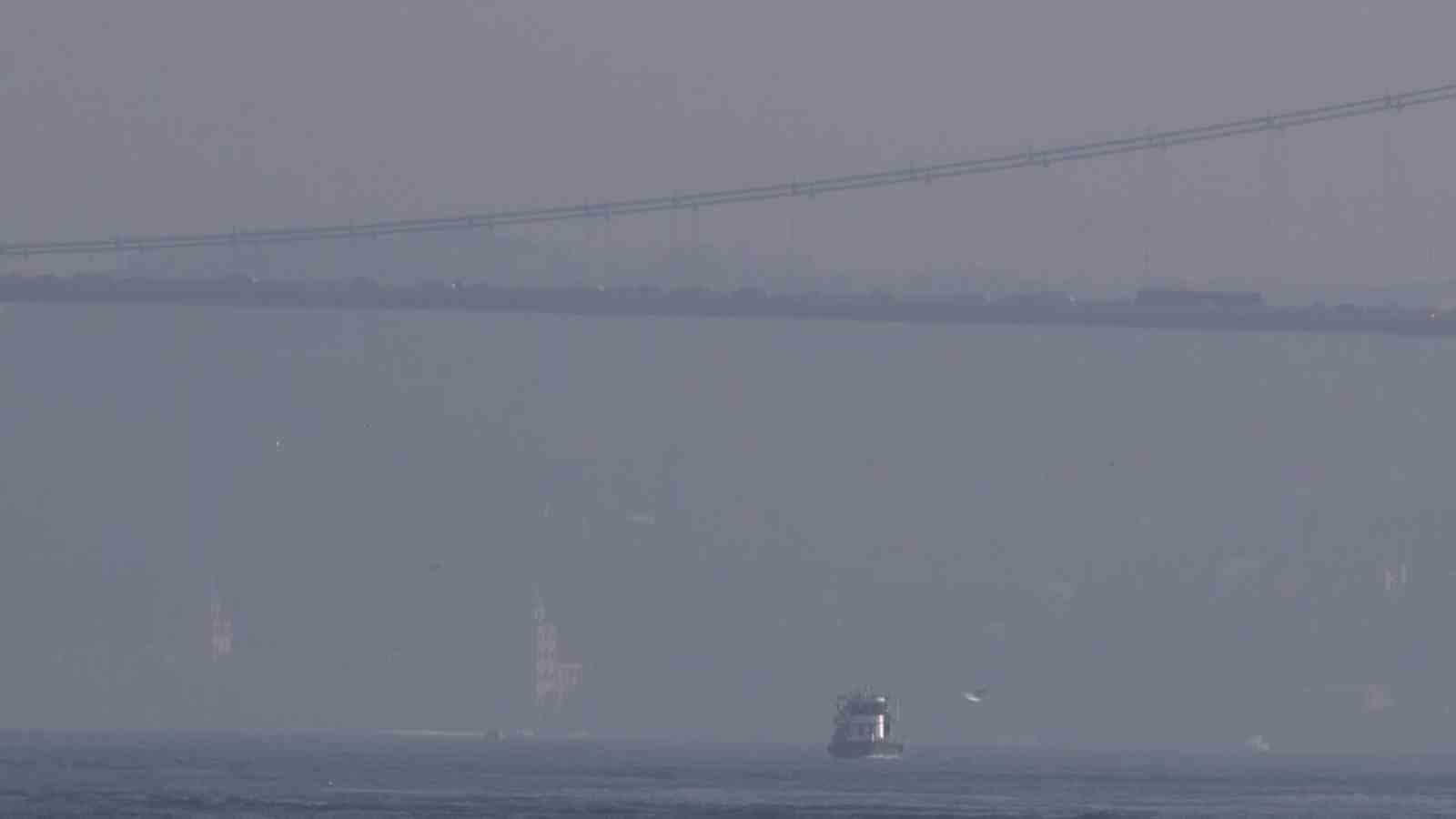 İstanbul’da sis etkisini göstermeye devam ediyor