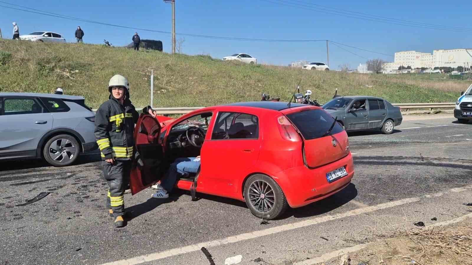 Tekirdağ’da 4 araçlı zincirleme kaza: 5 yaralı