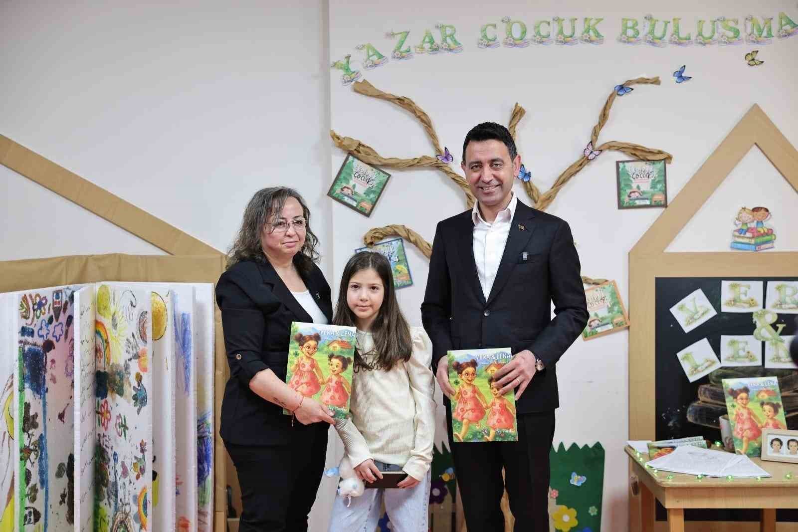 İzmir depreminin sembol ismi Ayda ve evlatlarını kaybeden anne, çocuklara depremi anlattı