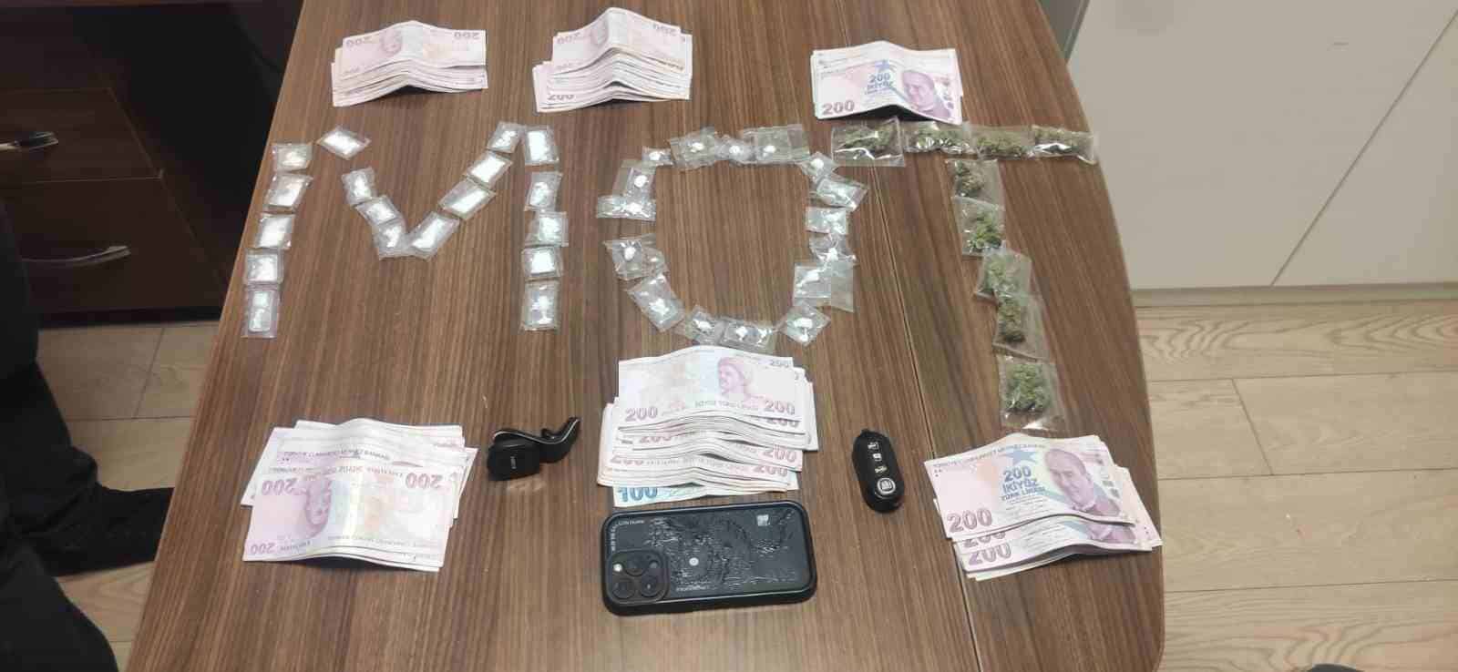 Sancaktepe polisi mıknatıslı gizli bölmede uyuşturucu ele geçirdi