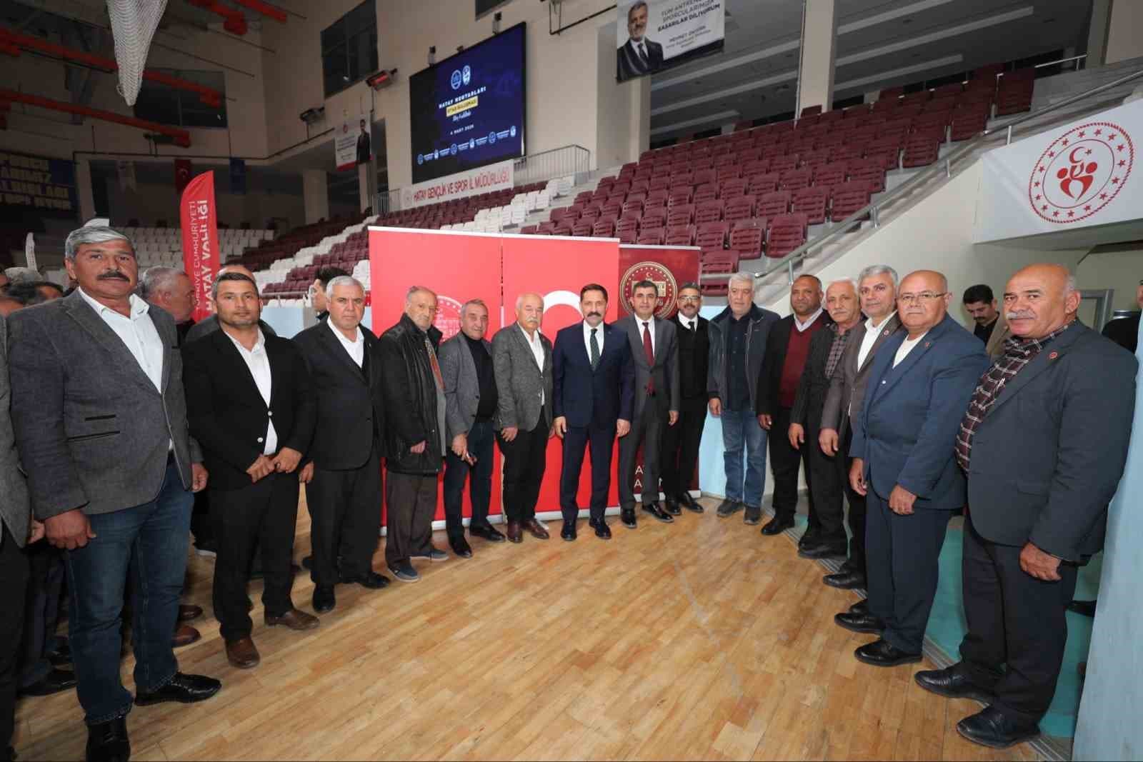 Vali Masatlı, muhtarla iftarda bir araya geldi