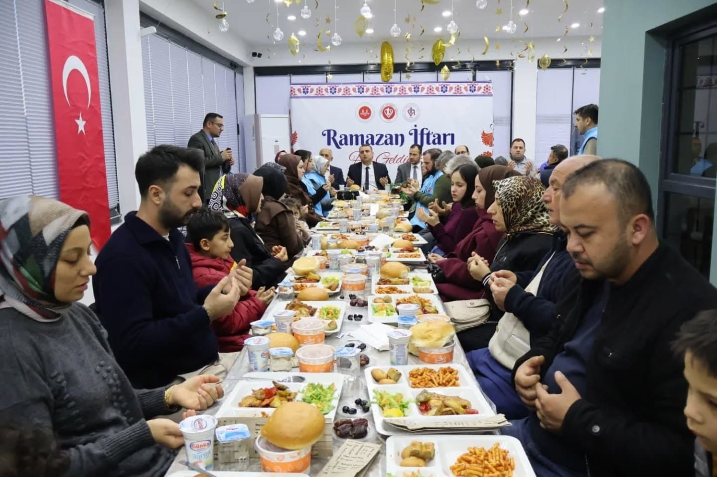Hatay’da Şehit yakınları ve gaziler müftülüğün iftar sofrasında buluştu