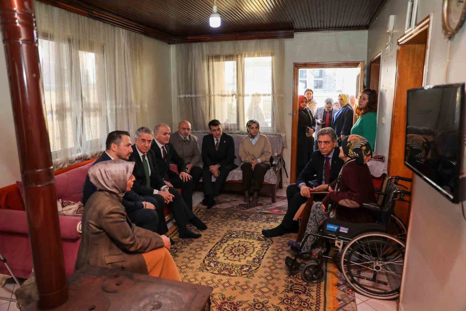 AK Parti yerel yönetimler başkanı Demir Düzce’ye geldi