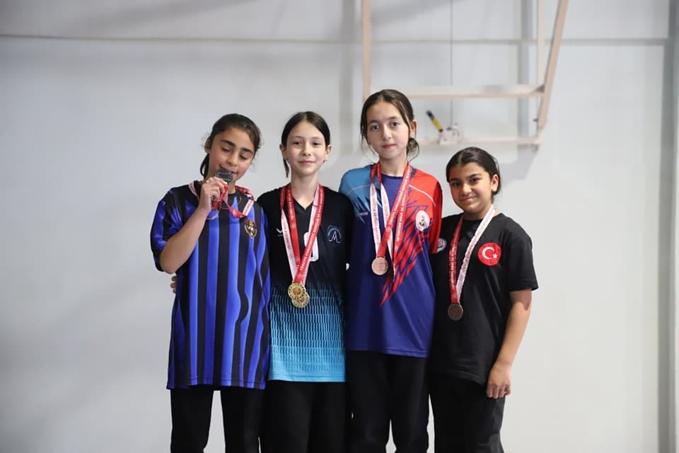 Kütahya’da ’Küçükler Bilek Güreşi İl Birinciliği’ tamamlandı